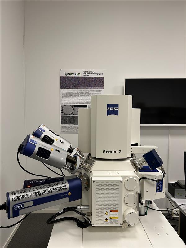 Picture of SEM Gemini450